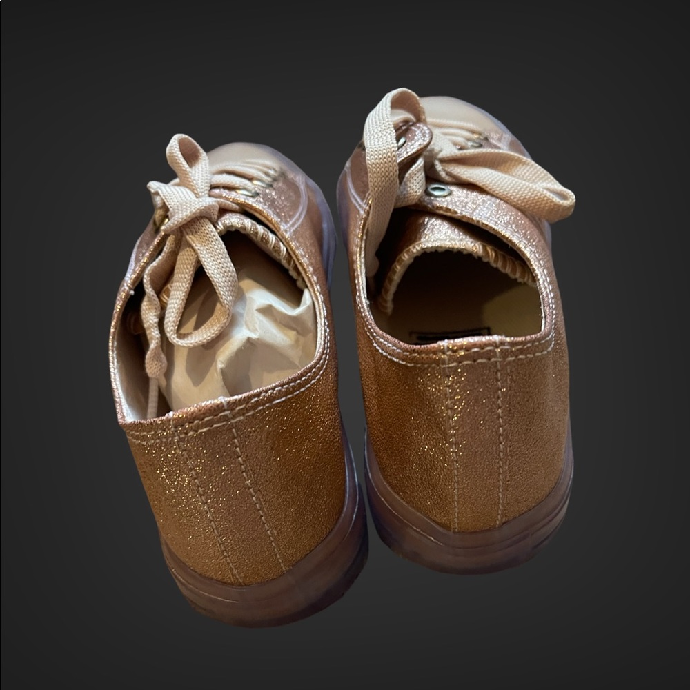 MKS Rose Gold Sparkle sneakers. Absolutely gorgeous and fun sneaker! Size 6!!